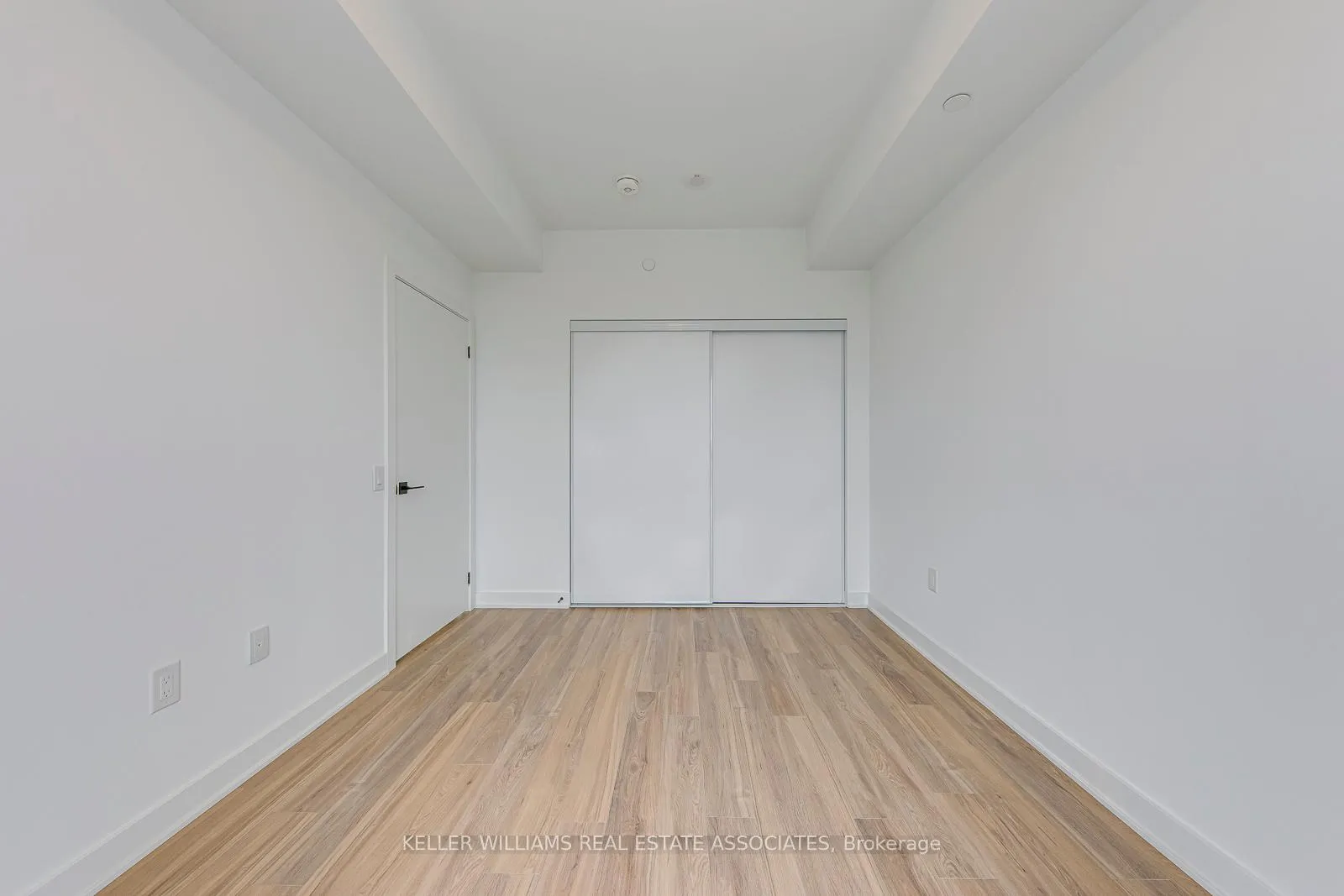 Photo 21 of Unit 209, 2782 Barton Street E, Hamilton, Riverdale — HOMEH