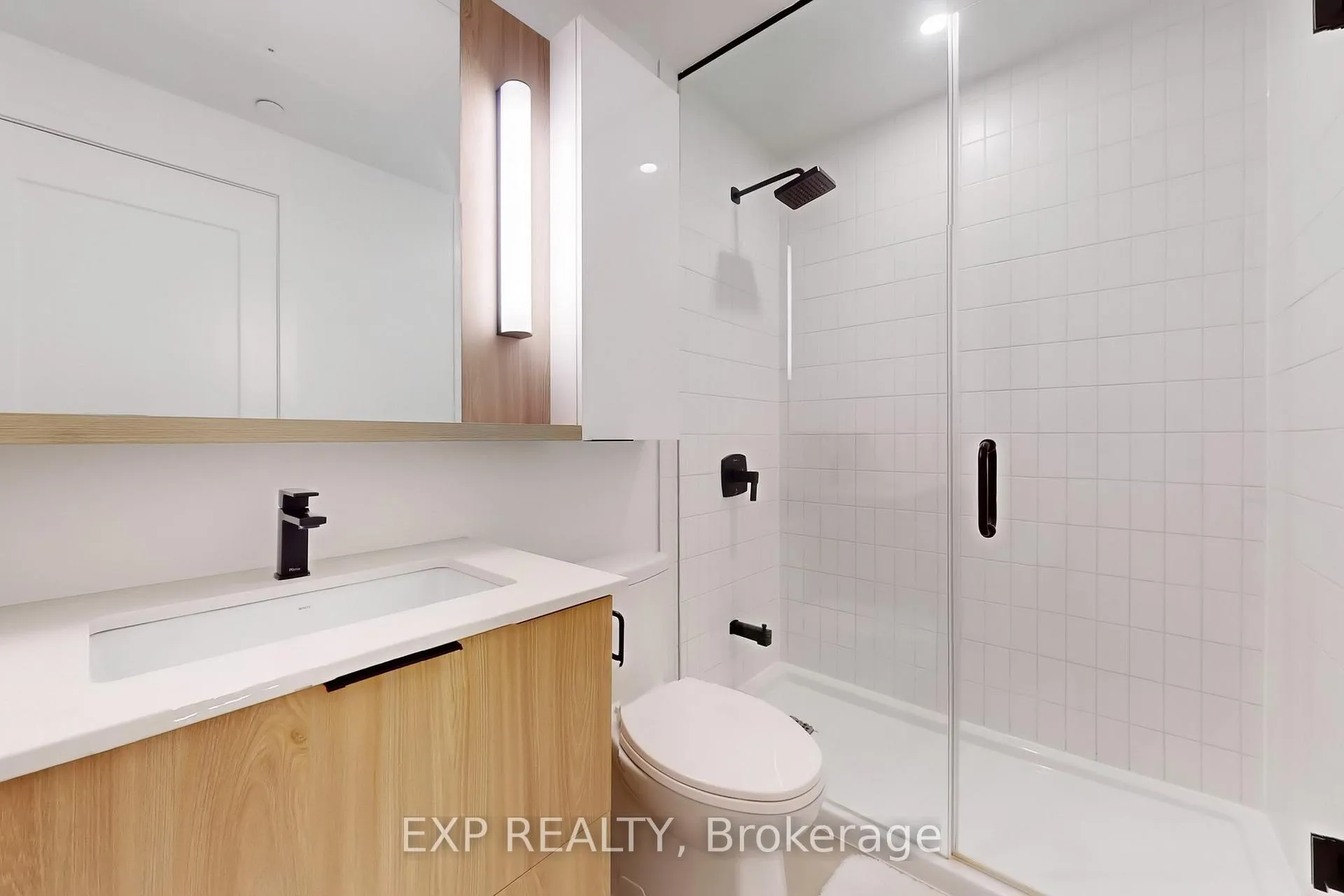 Photo 10 of Unit 501, 5 Defries Street, Toronto, Regent Park — HOMEH