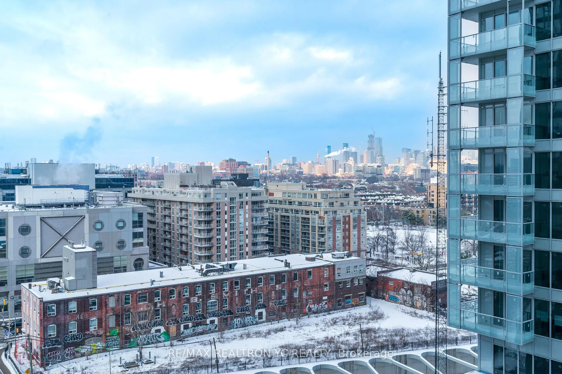 Photo 12 of Unit 1102, 19 Western Battery Road, Toronto, Niagara — HOMEH
