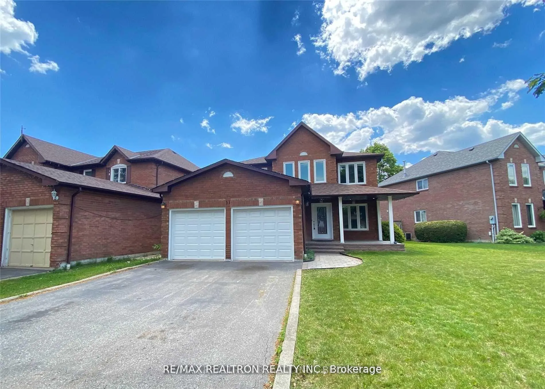 Photo 1 of Unit Upper, 31 Keeble Crescent, Ajax, Central — HOMEH