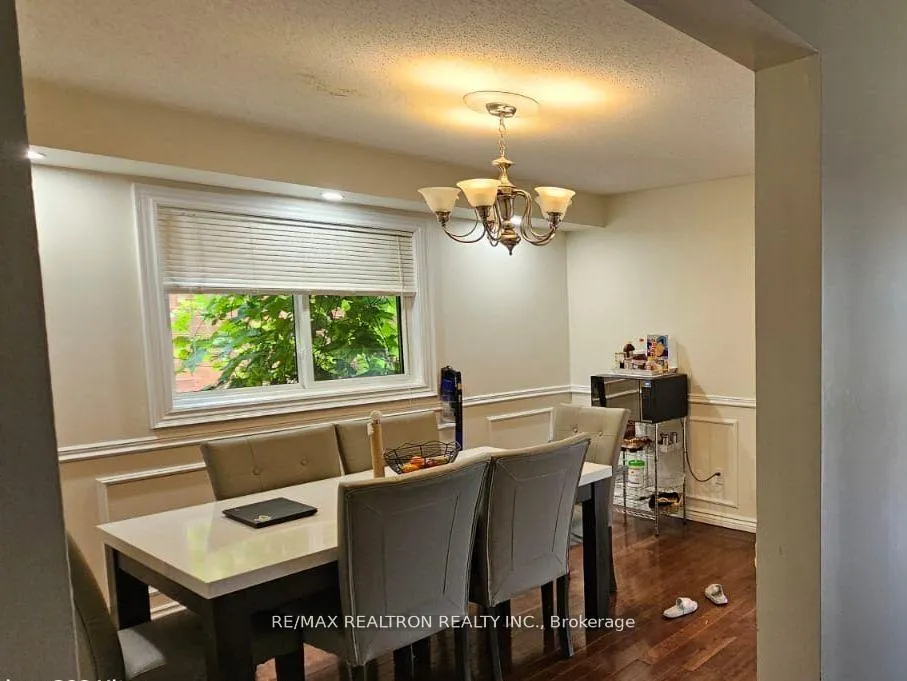 Photo 5 of Unit Upper, 31 Keeble Crescent, Ajax, Central — HOMEH