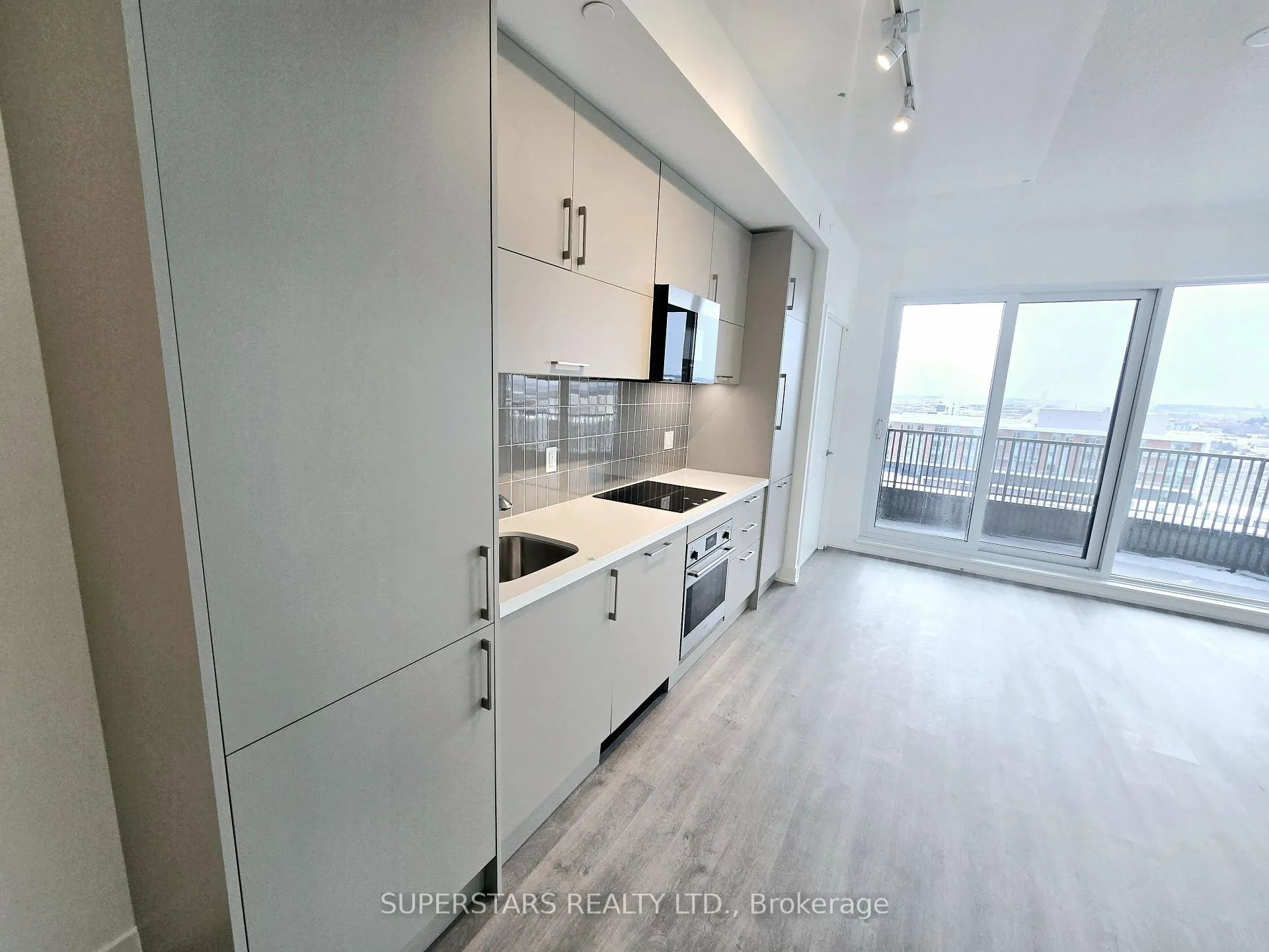 Photo 5 of Unit 1902, 38 Andre de Grasse Street, Markham, Unionville — HOMEH