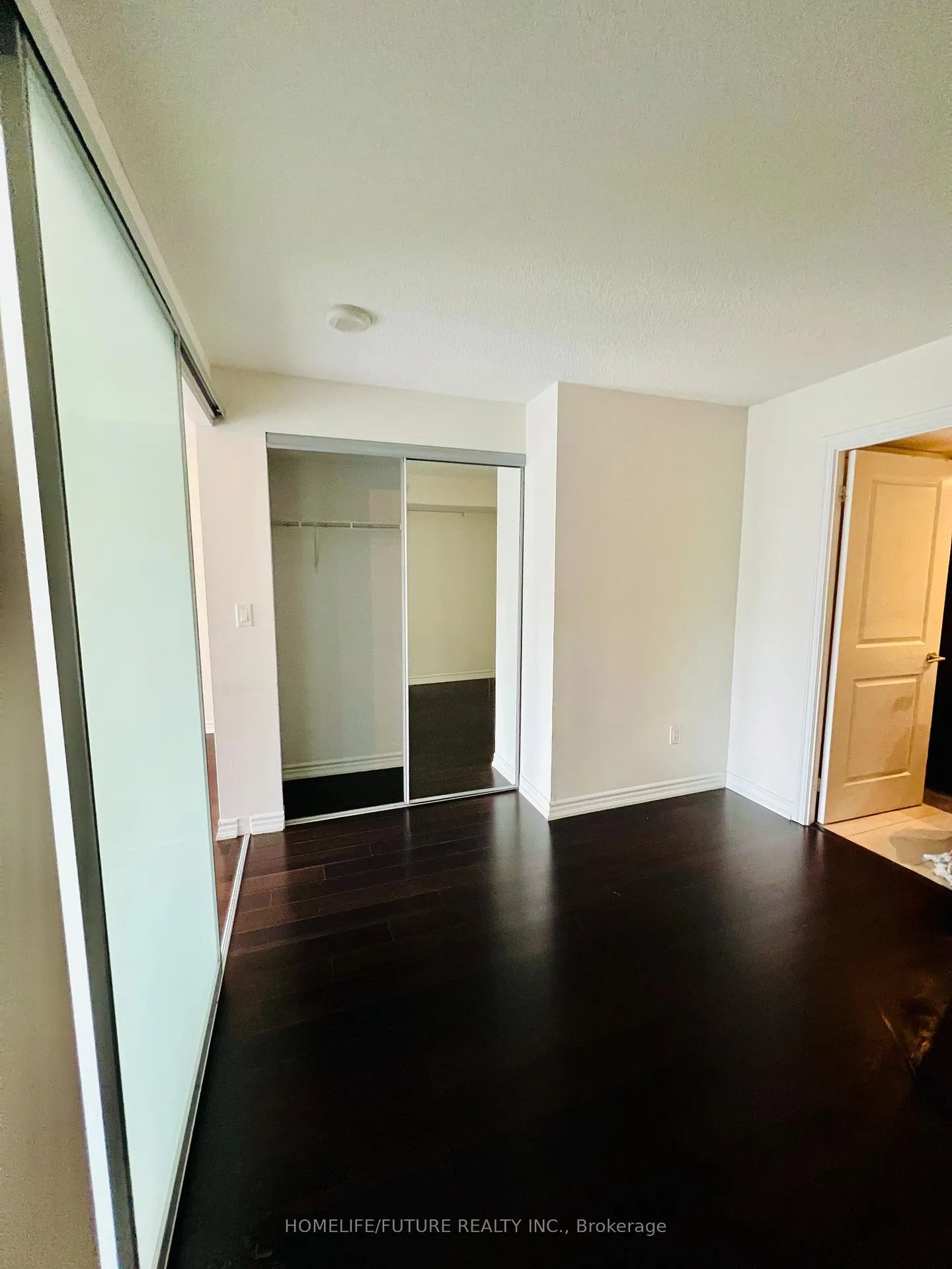 Photo 8 of Unit 1118, 386 Yonge Street, Toronto, Bay Street Corridor — HOMEH