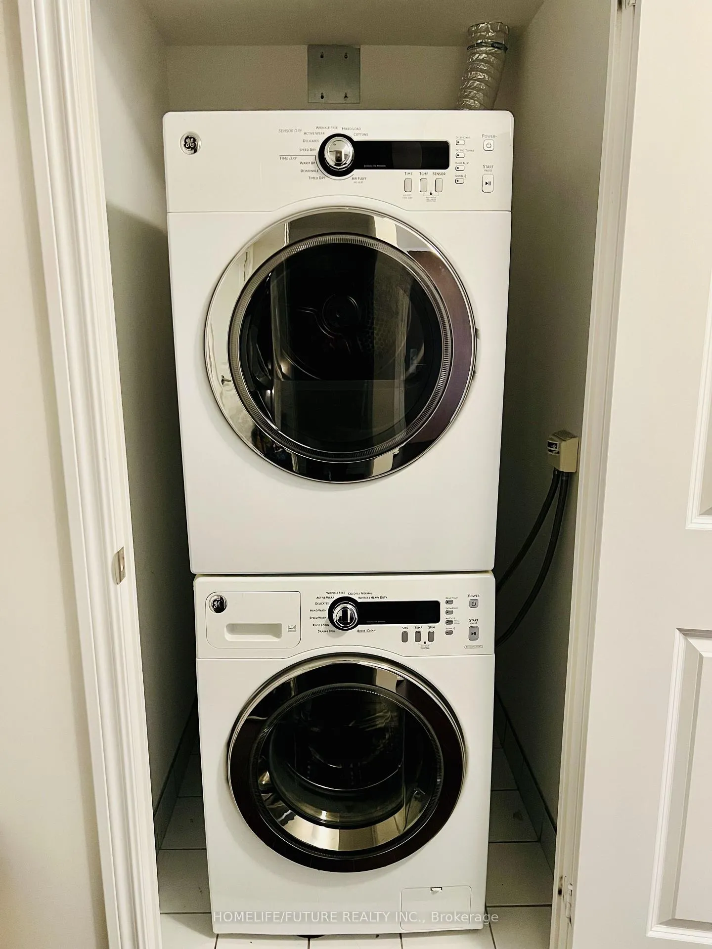 Photo 10 of Unit 1118, 386 Yonge Street, Toronto, Bay Street Corridor — HOMEH