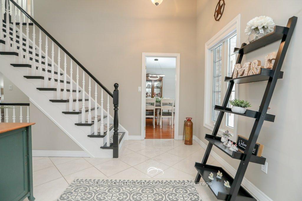 Photo 7 of 25 Symphony Court, Central Elgin, Lynhurst — HOMEH