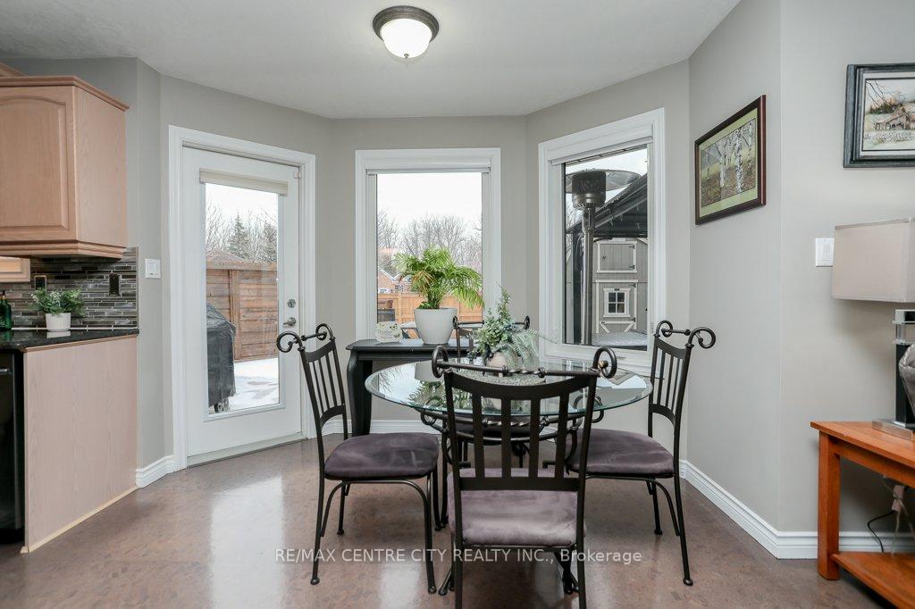 Photo 11 of 25 Symphony Court, Central Elgin, Lynhurst — HOMEH