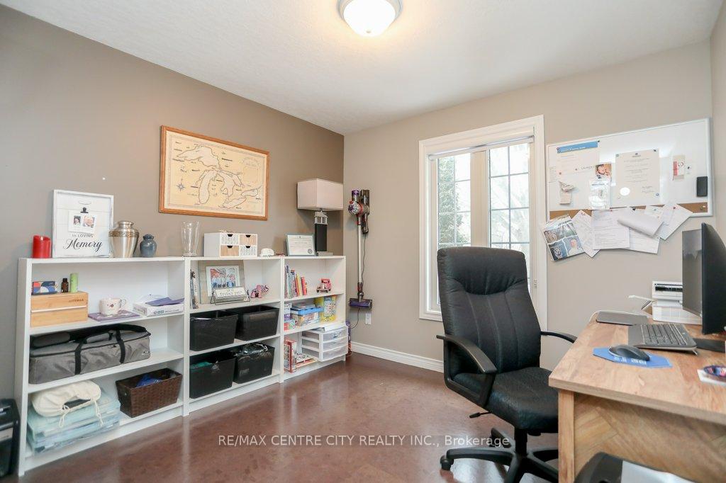 Photo 15 of 25 Symphony Court, Central Elgin, Lynhurst — HOMEH