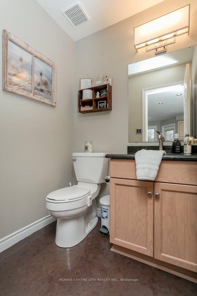 Photo 16 of 25 Symphony Court, Central Elgin, Lynhurst — HOMEH