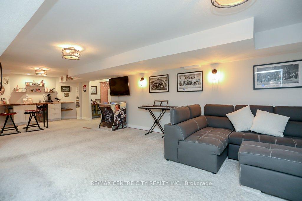 Photo 32 of 25 Symphony Court, Central Elgin, Lynhurst — HOMEH