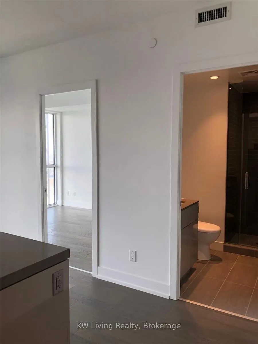 Photo 6 of Unit 5113, 7 Grenville Street, Toronto, Bay Street Corridor — HOMEH