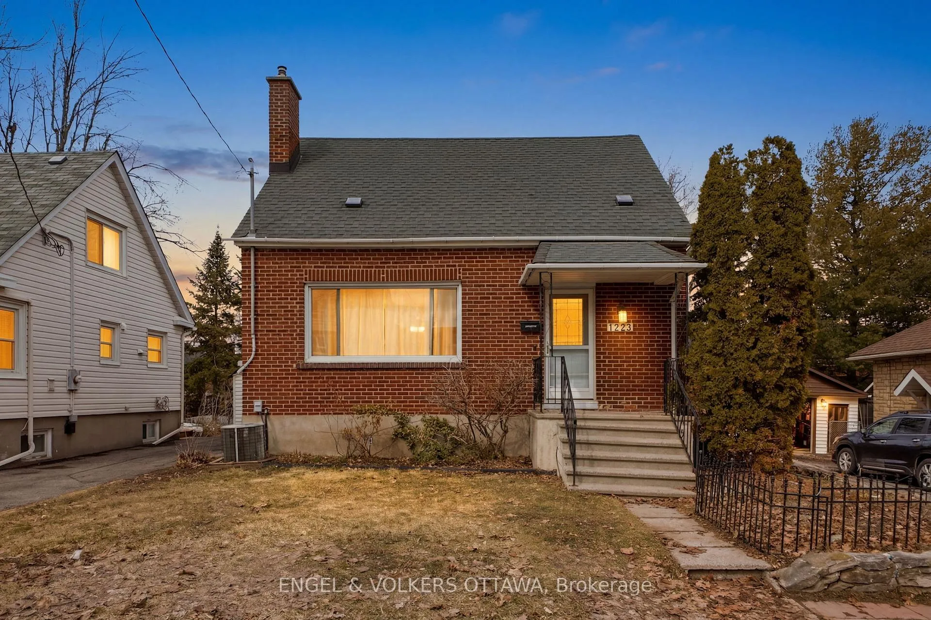 Photo 1 of 1223 Erie Avenue, Ottawa, Ridgemont — HOMEH