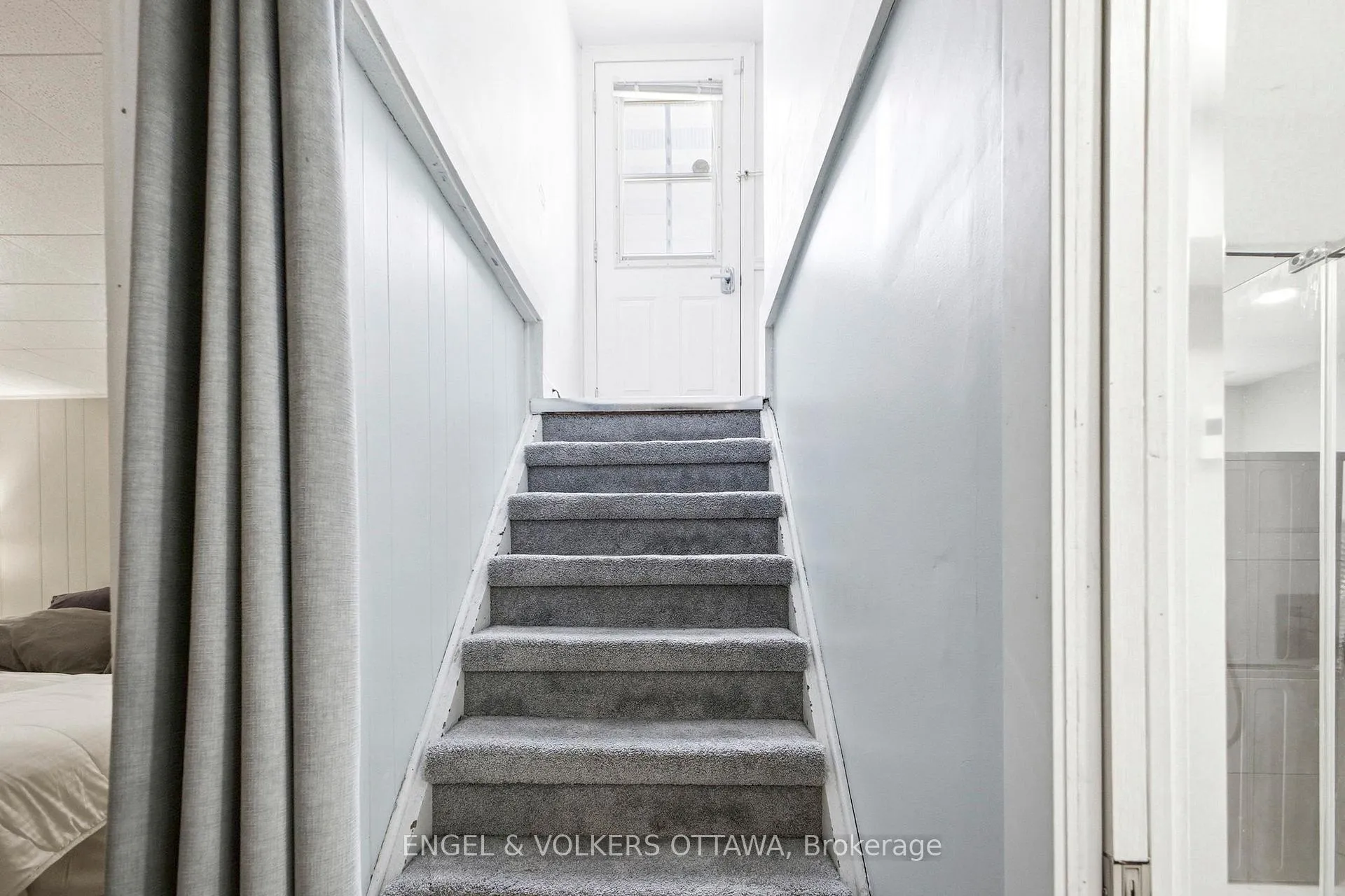 Photo 24 of 1223 Erie Avenue, Ottawa, Ridgemont — HOMEH