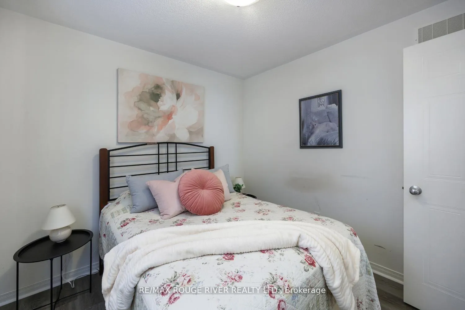 Photo 23 of 1196 Stire Street, Oshawa, Pinecrest — HOMEH