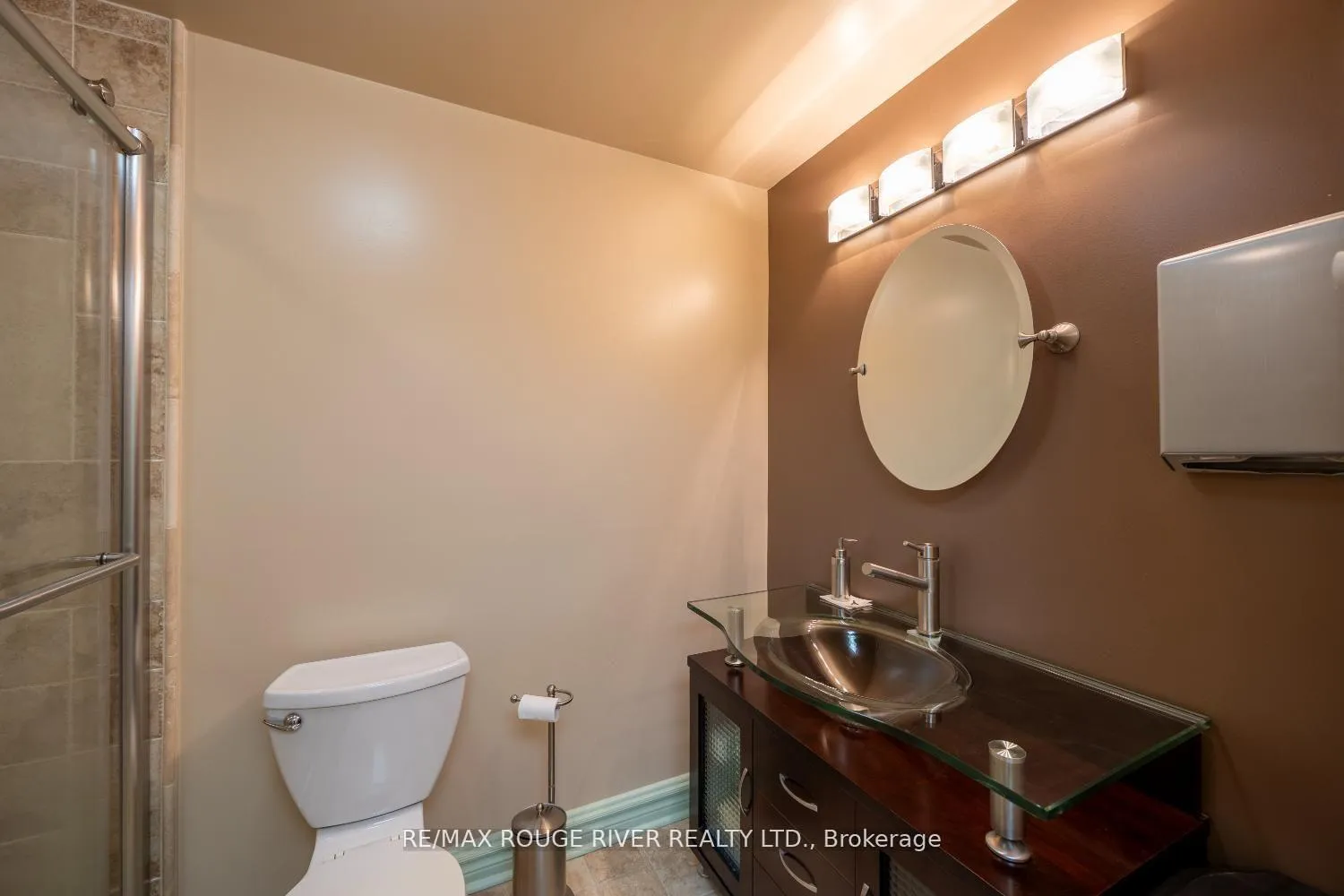 Photo 32 of 1196 Stire Street, Oshawa, Pinecrest — HOMEH