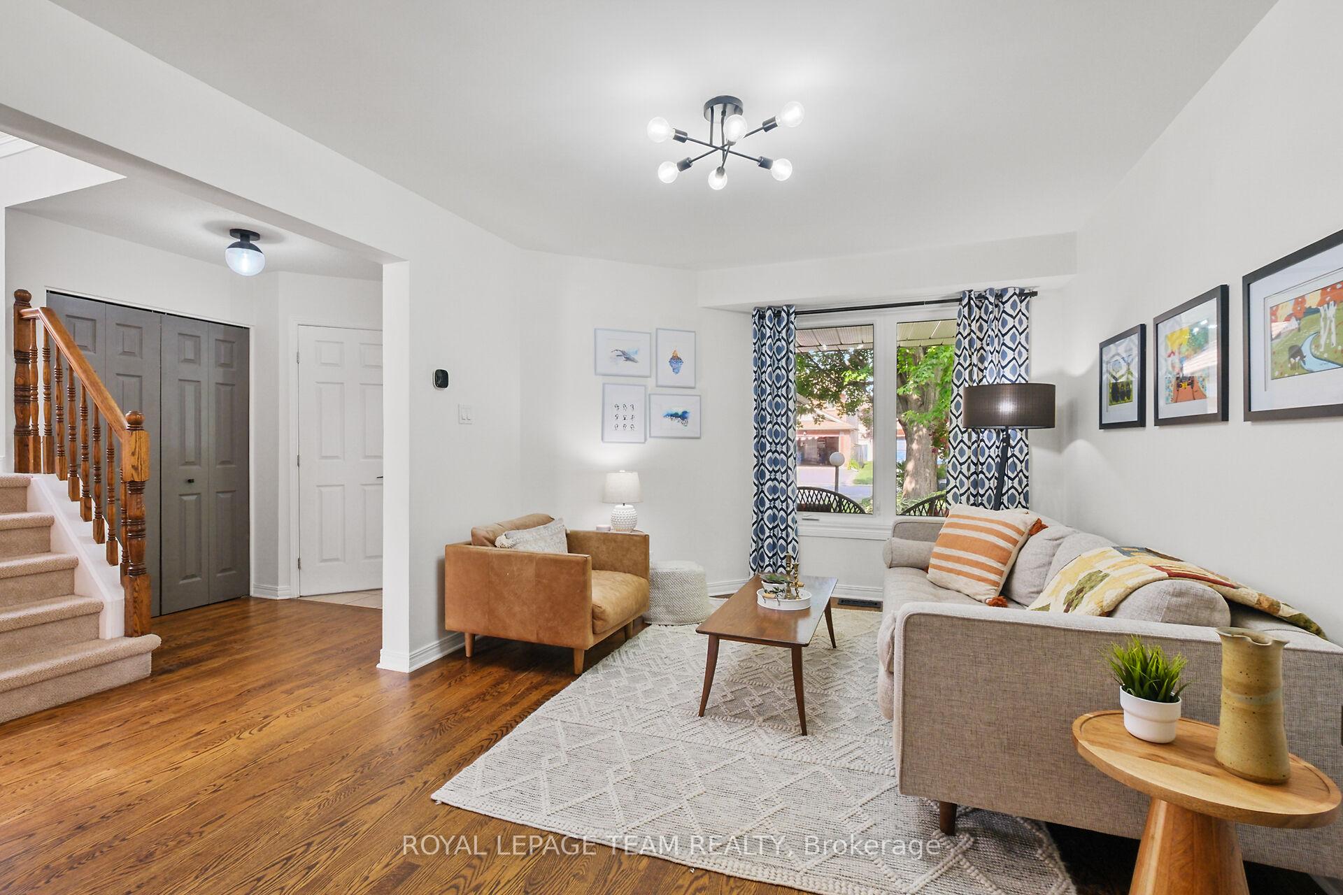 Photo 5 of 22 Avonhurst Avenue, Ottawa, Barrhaven - Longfields — HOMEH