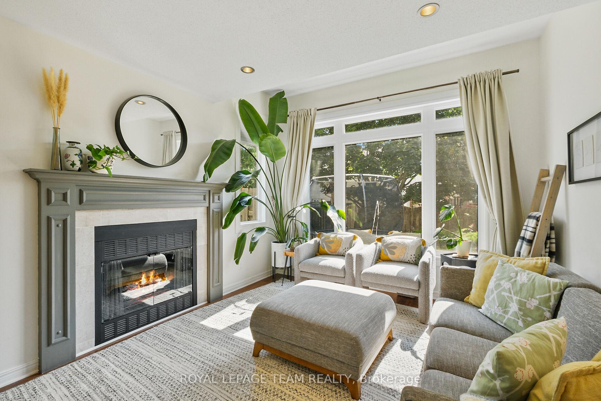 Photo 17 of 22 Avonhurst Avenue, Ottawa, Barrhaven - Longfields — HOMEH