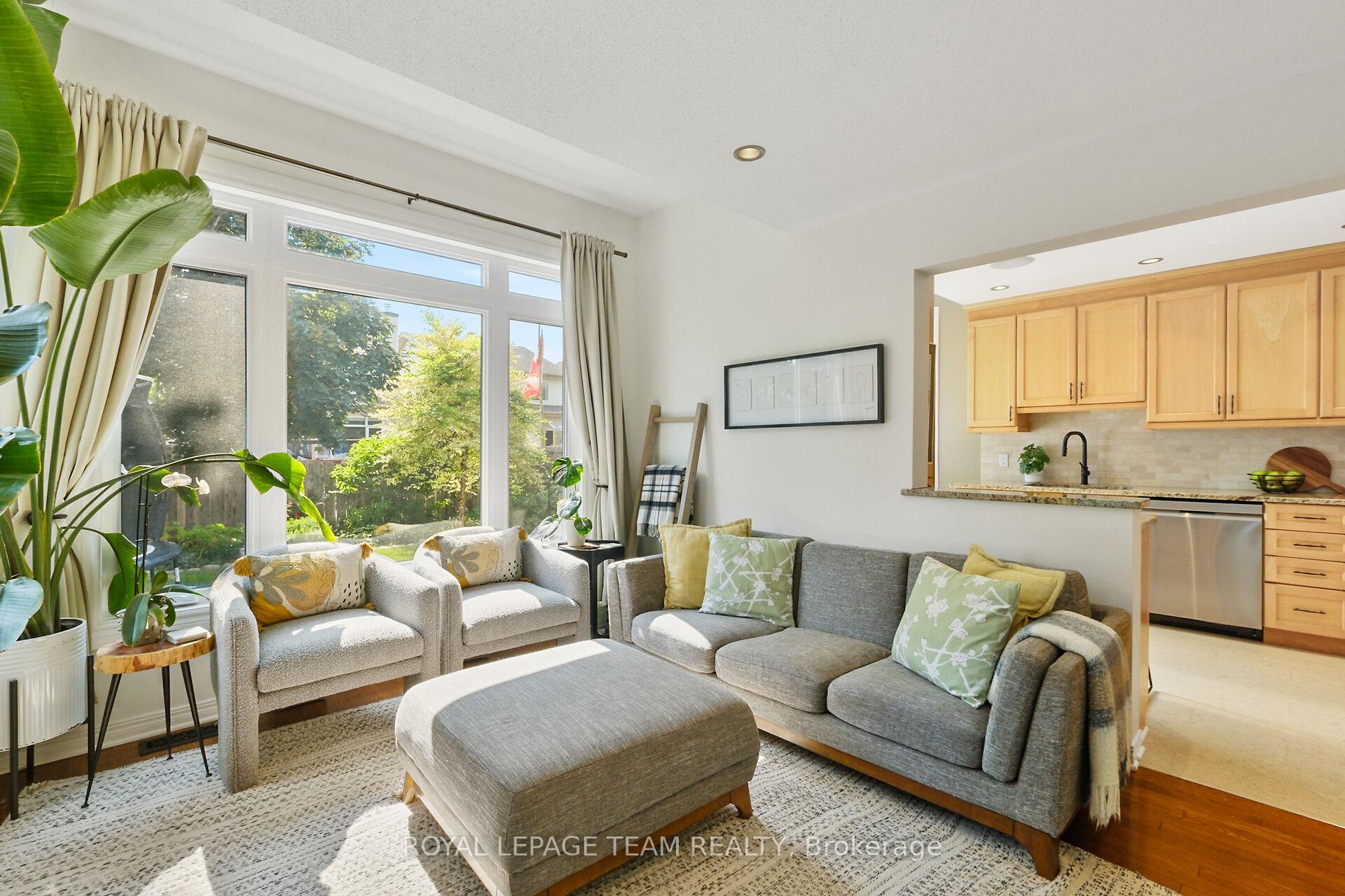 Photo 18 of 22 Avonhurst Avenue, Ottawa, Barrhaven - Longfields — HOMEH