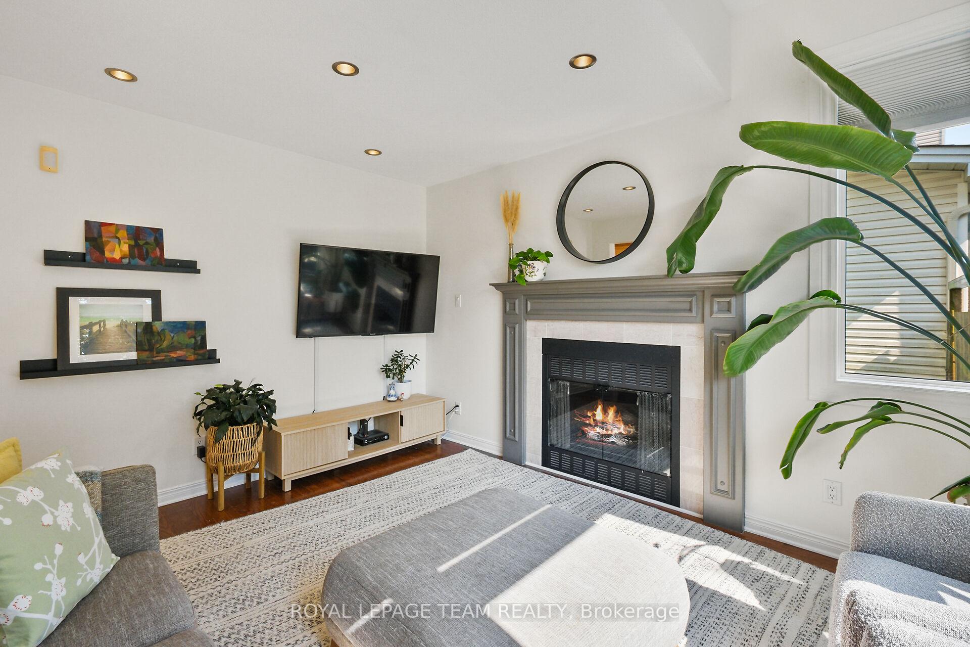 Photo 19 of 22 Avonhurst Avenue, Ottawa, Barrhaven - Longfields — HOMEH