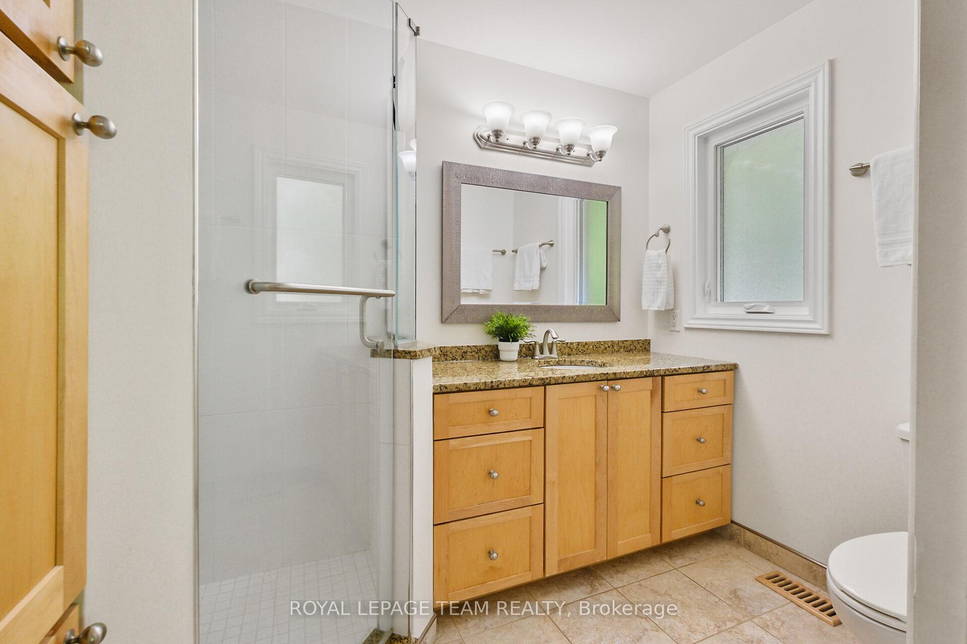 Photo 23 of 22 Avonhurst Avenue, Ottawa, Barrhaven - Longfields — HOMEH
