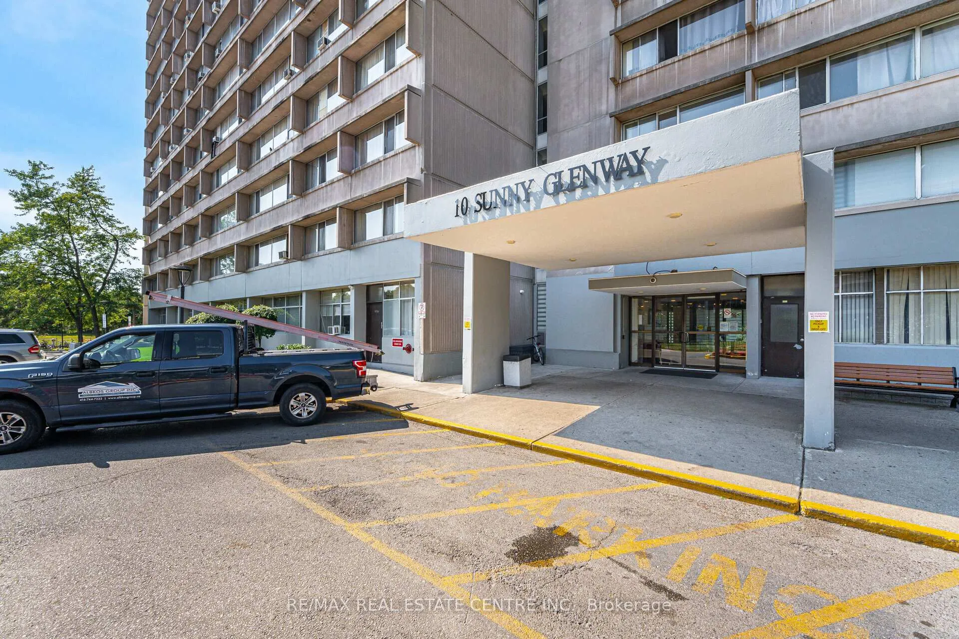Photo 2 of Unit 607, 10 Sunny Glenway, Toronto, Flemingdon Park — HOMEH