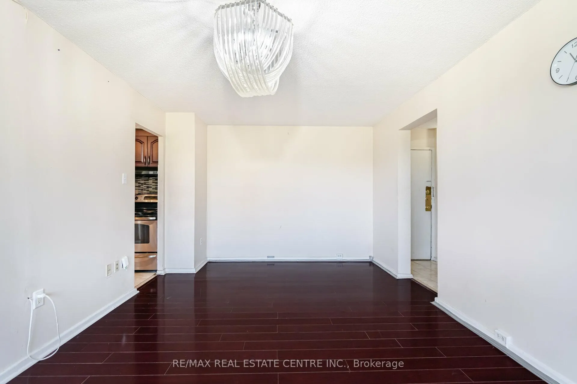 Photo 12 of Unit 607, 10 Sunny Glenway, Toronto, Flemingdon Park — HOMEH