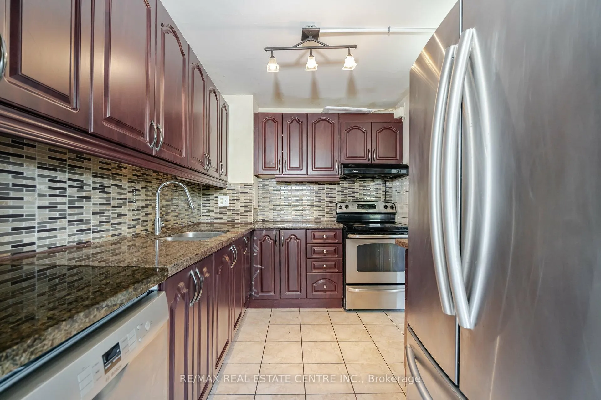 Photo 17 of Unit 607, 10 Sunny Glenway, Toronto, Flemingdon Park — HOMEH