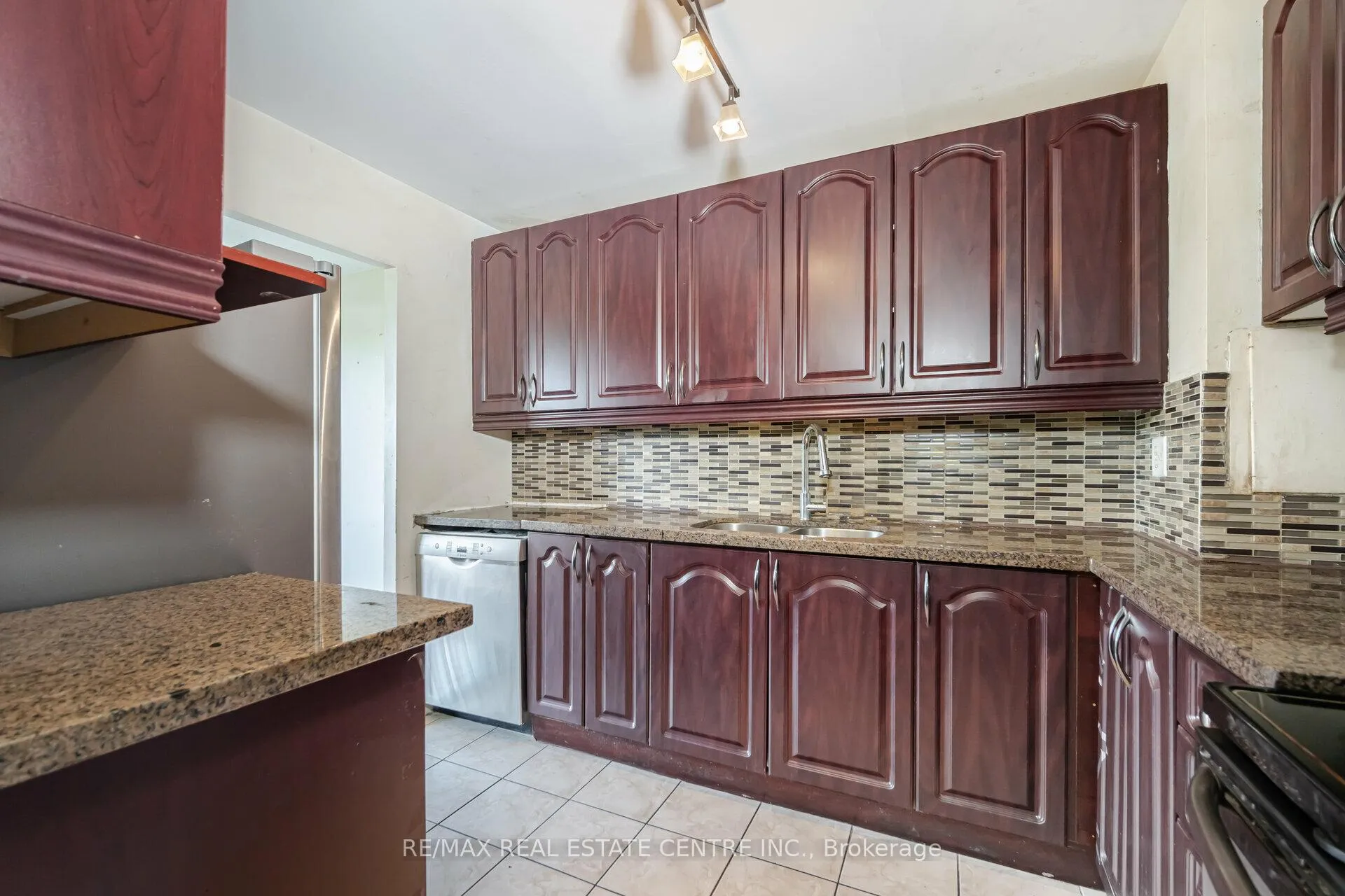 Photo 18 of Unit 607, 10 Sunny Glenway, Toronto, Flemingdon Park — HOMEH