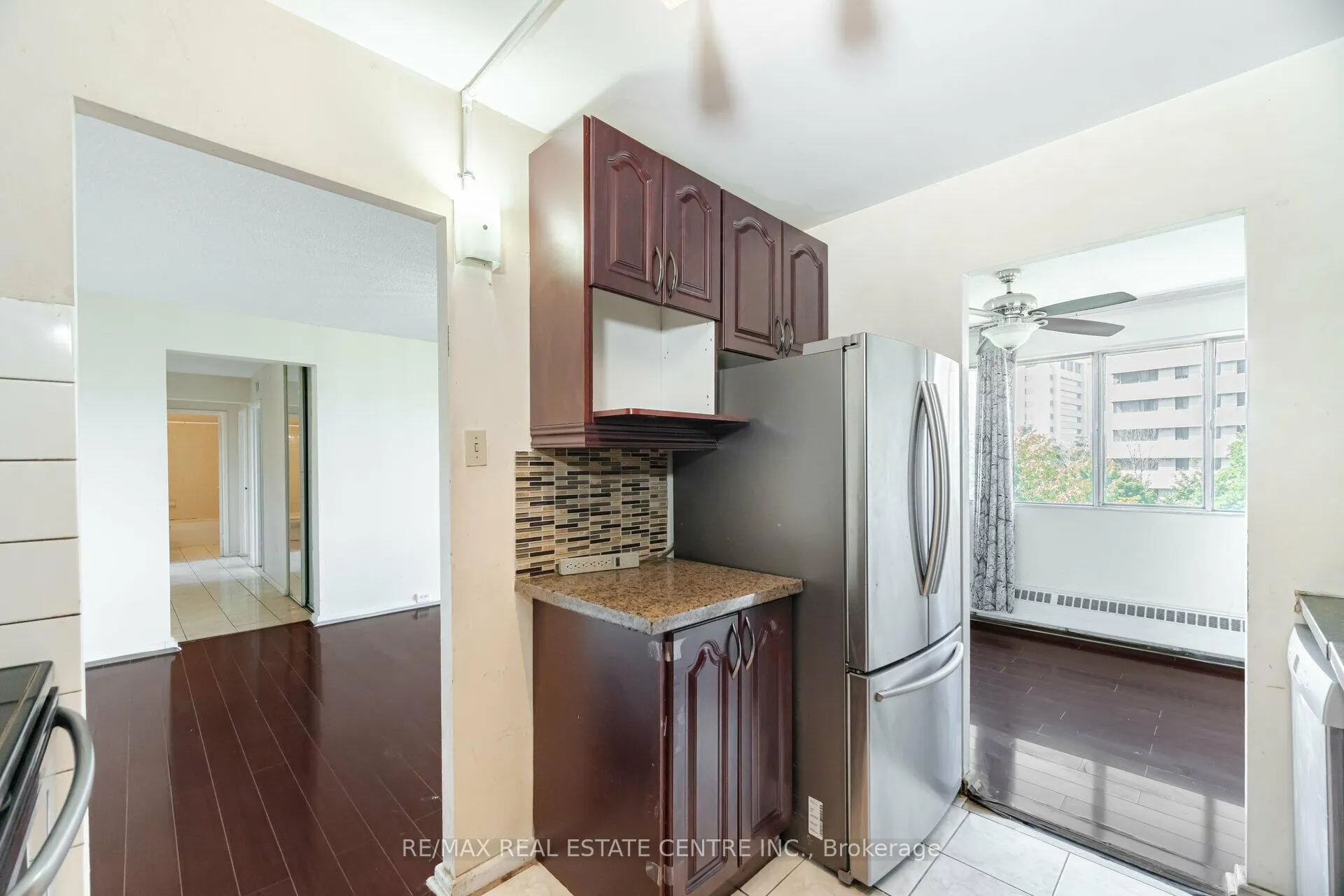 Photo 19 of Unit 607, 10 Sunny Glenway, Toronto, Flemingdon Park — HOMEH