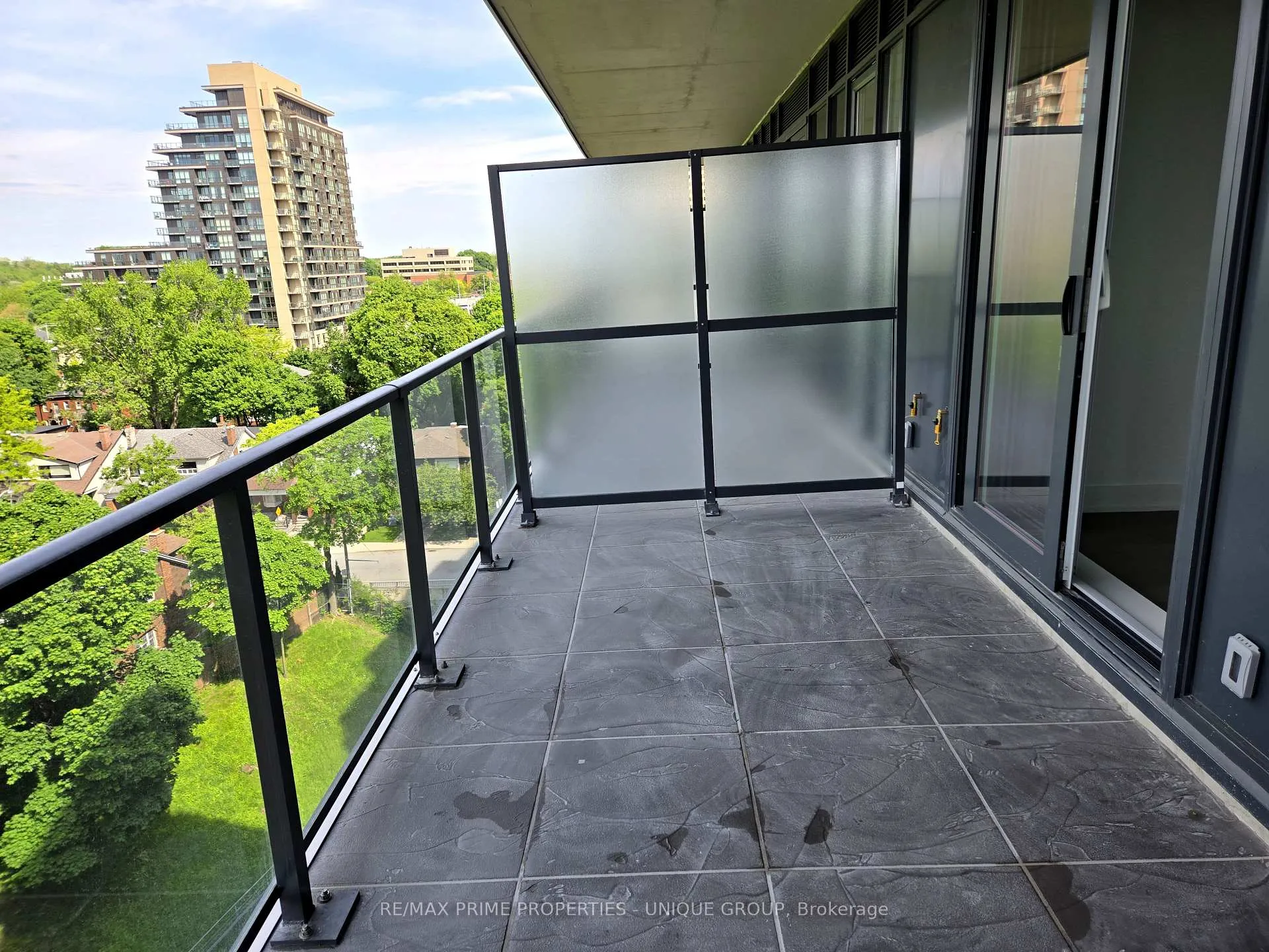 Photo 2 of Unit 806, 8 Manor Road W, Toronto, Yonge-Eglinton — HOMEH