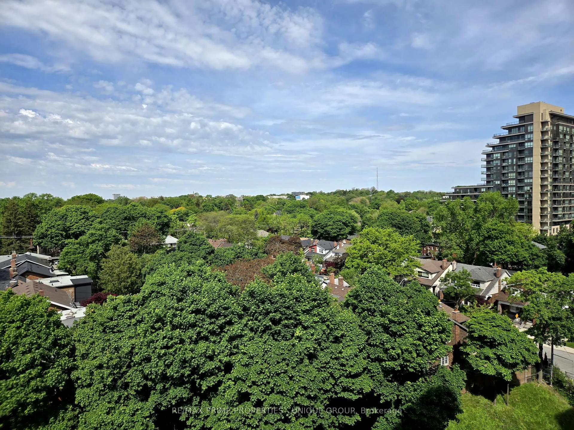 Photo 7 of Unit 806, 8 Manor Road W, Toronto, Yonge-Eglinton — HOMEH