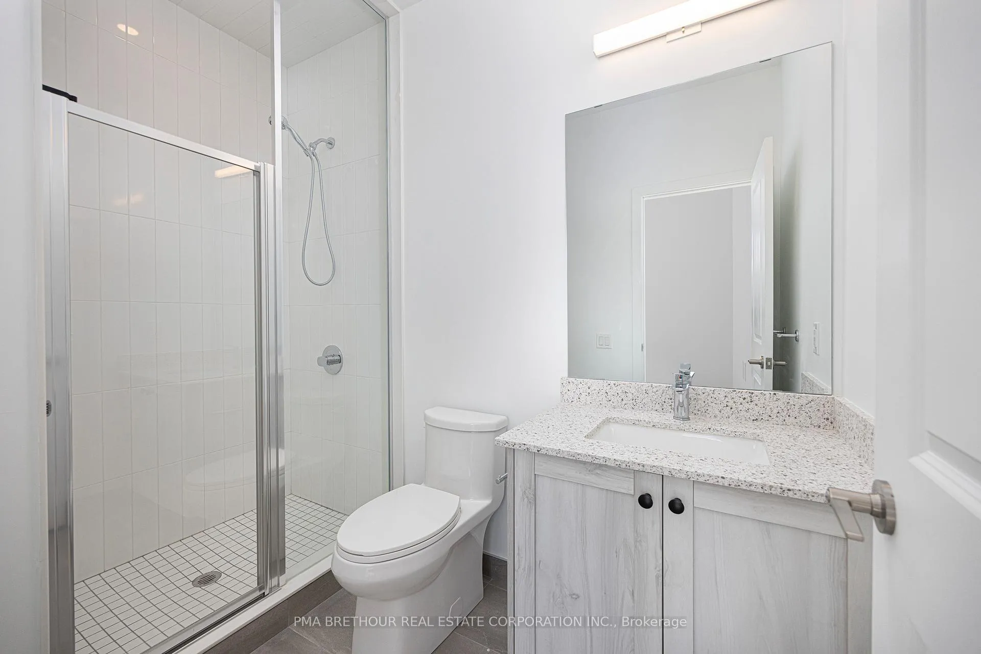 Photo 9 of Unit 105, 385 Arctic Red Drive, Oshawa, Windfields — HOMEH