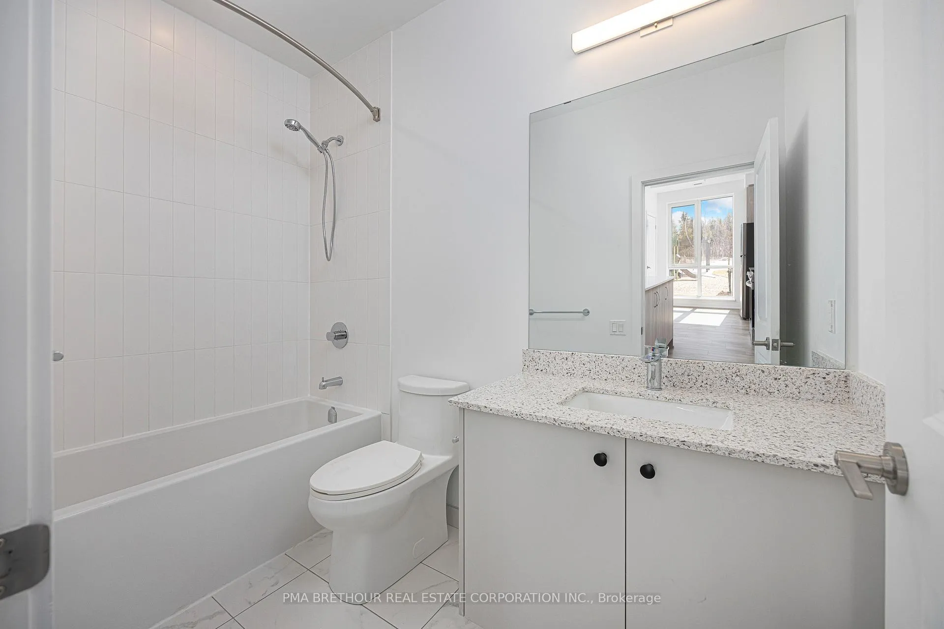 Photo 11 of Unit 105, 385 Arctic Red Drive, Oshawa, Windfields — HOMEH