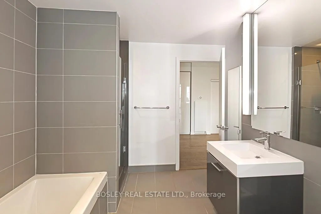 Photo 9 of Unit 618, 318 King Street E, Toronto, Moss Park — HOMEH