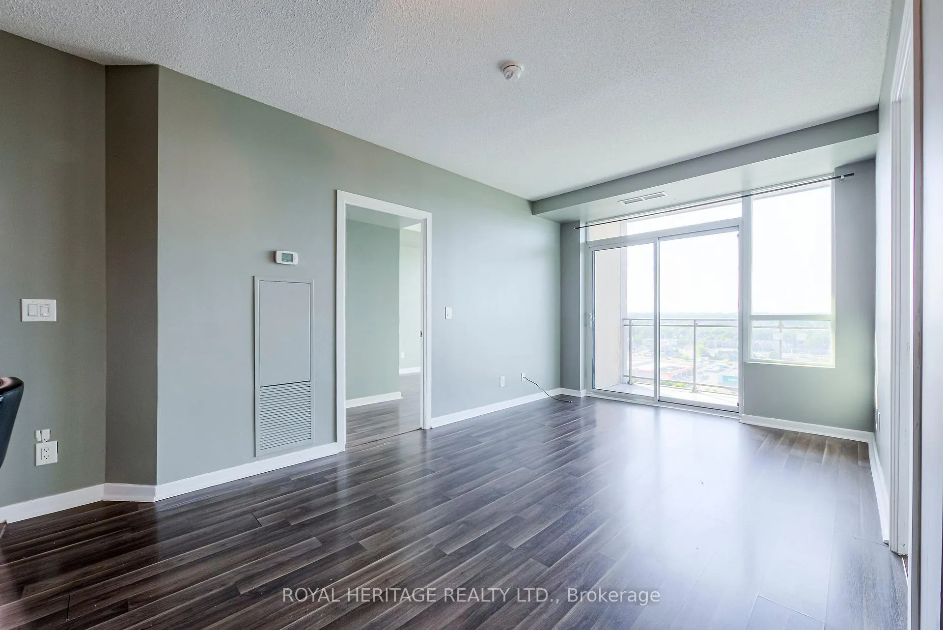 Photo 8 of Unit 1409, 1235 bayly Street, Pickering, Bay Ridges — HOMEH