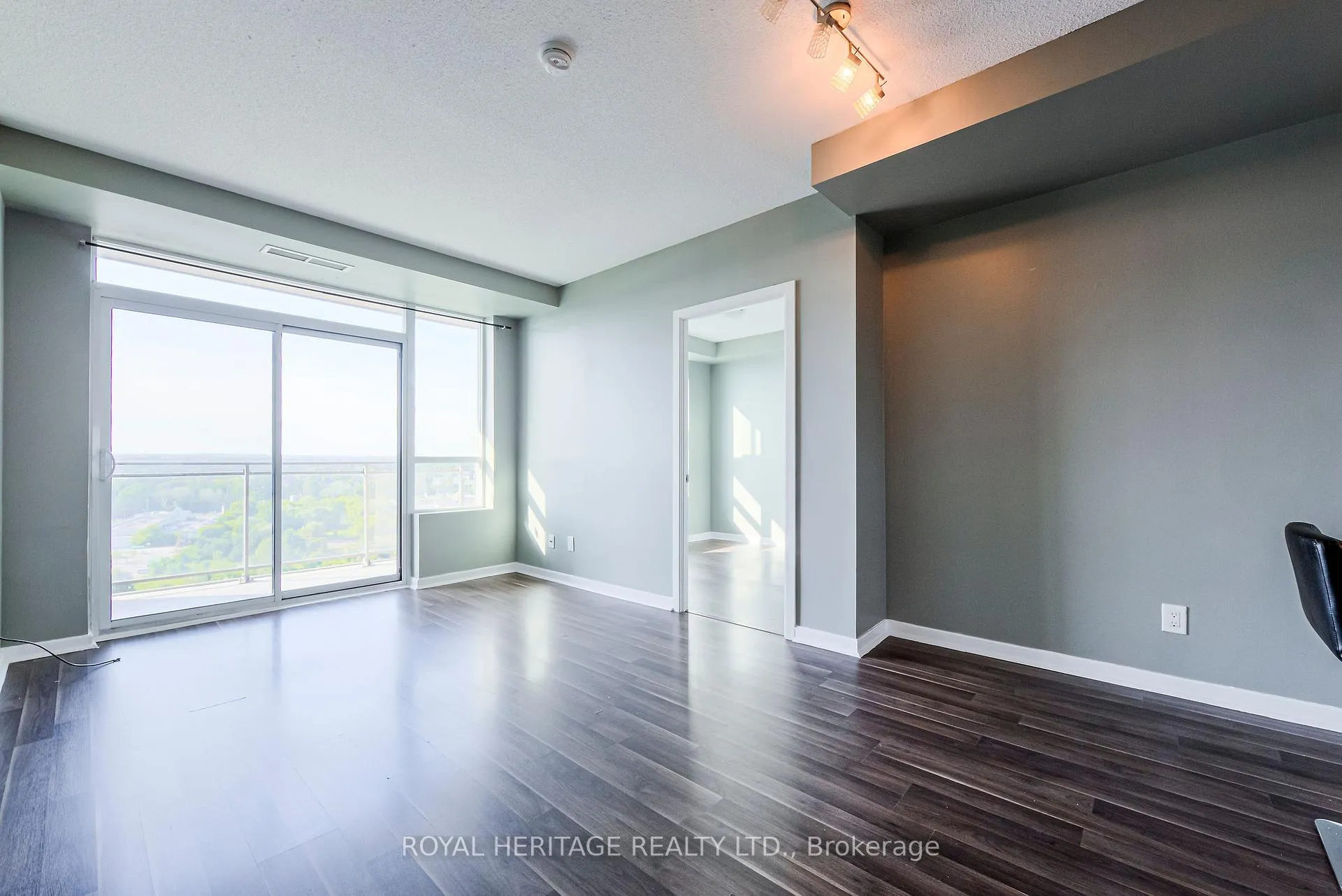 Photo 9 of Unit 1409, 1235 bayly Street, Pickering, Bay Ridges — HOMEH
