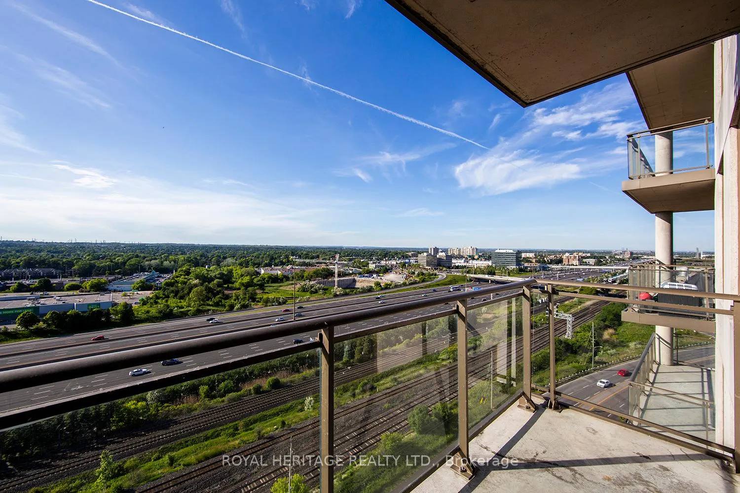 Photo 17 of Unit 1409, 1235 bayly Street, Pickering, Bay Ridges — HOMEH