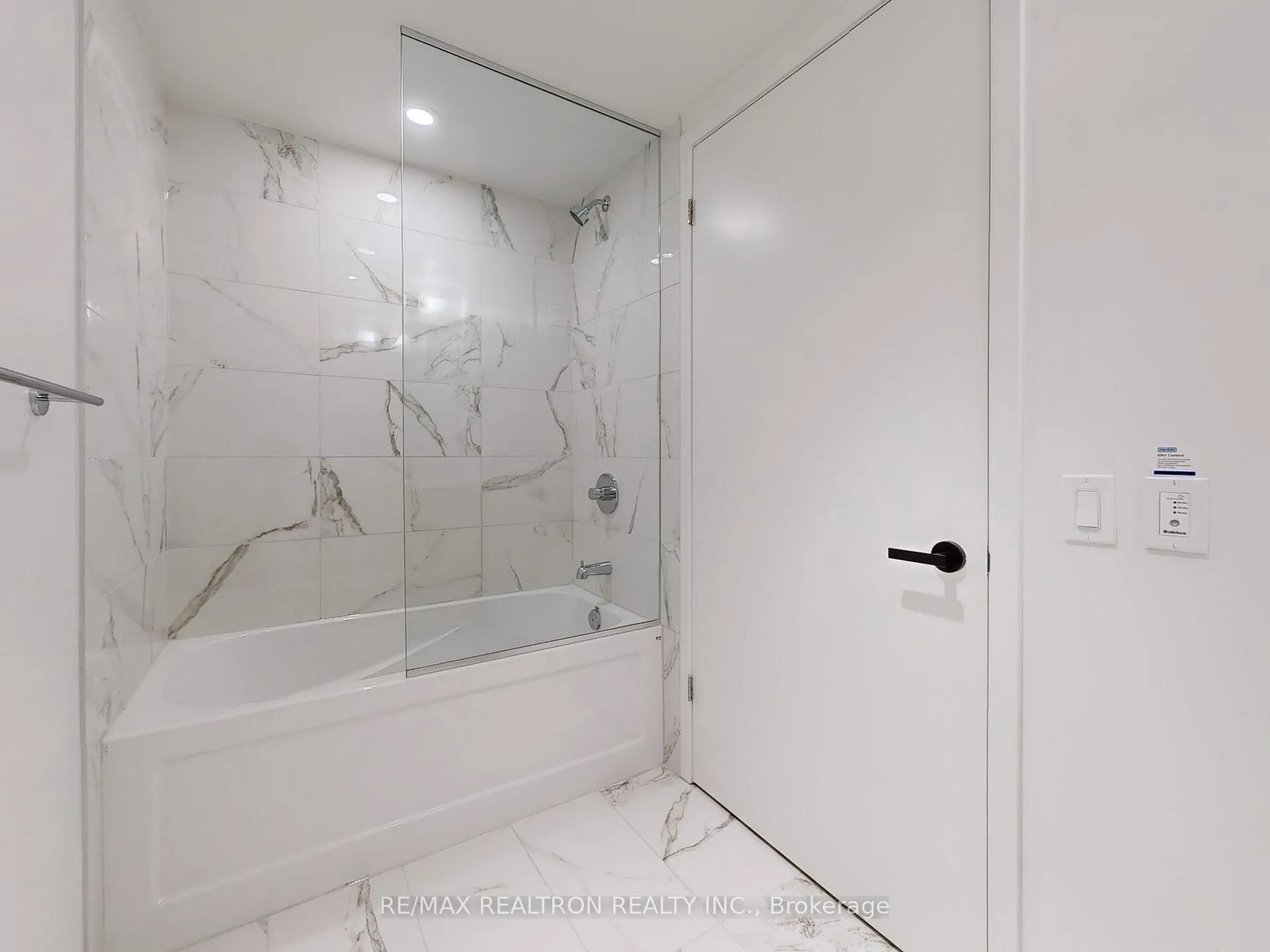Photo 27 of Unit 1606, 195 Commerce Street, Vaughan, Vaughan Corporate Centre — HOMEH