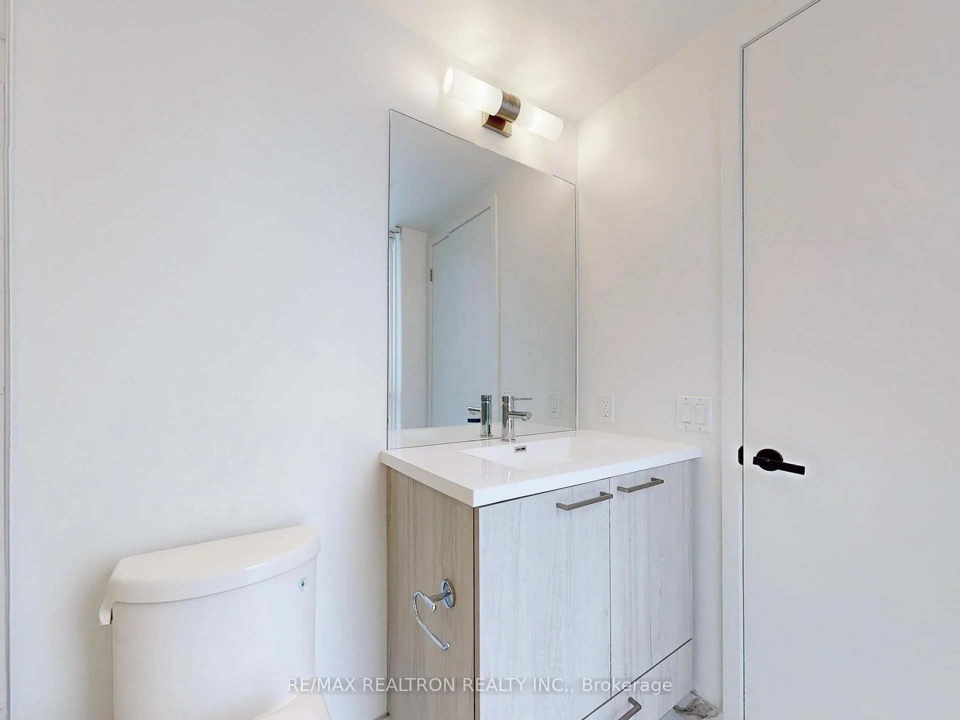 Photo 32 of Unit 1606, 195 Commerce Street, Vaughan, Vaughan Corporate Centre — HOMEH