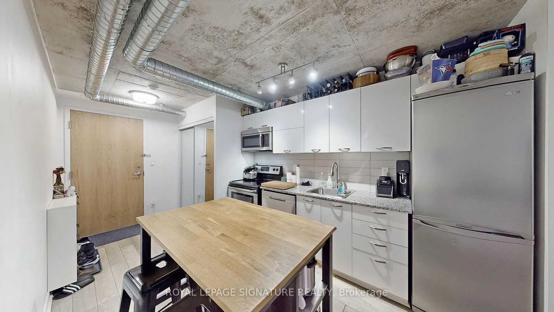 Photo 5 of Unit 310, 170 Sudbury Street, Toronto, Little Portugal — HOMEH