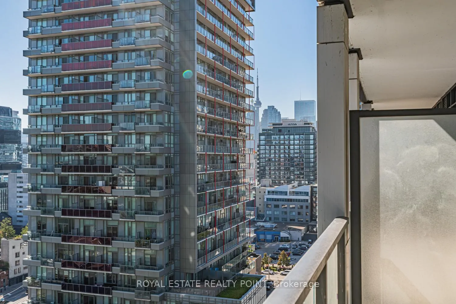 Photo 3 of Unit 1321, 50 Power Street, Toronto, Moss Park — HOMEH