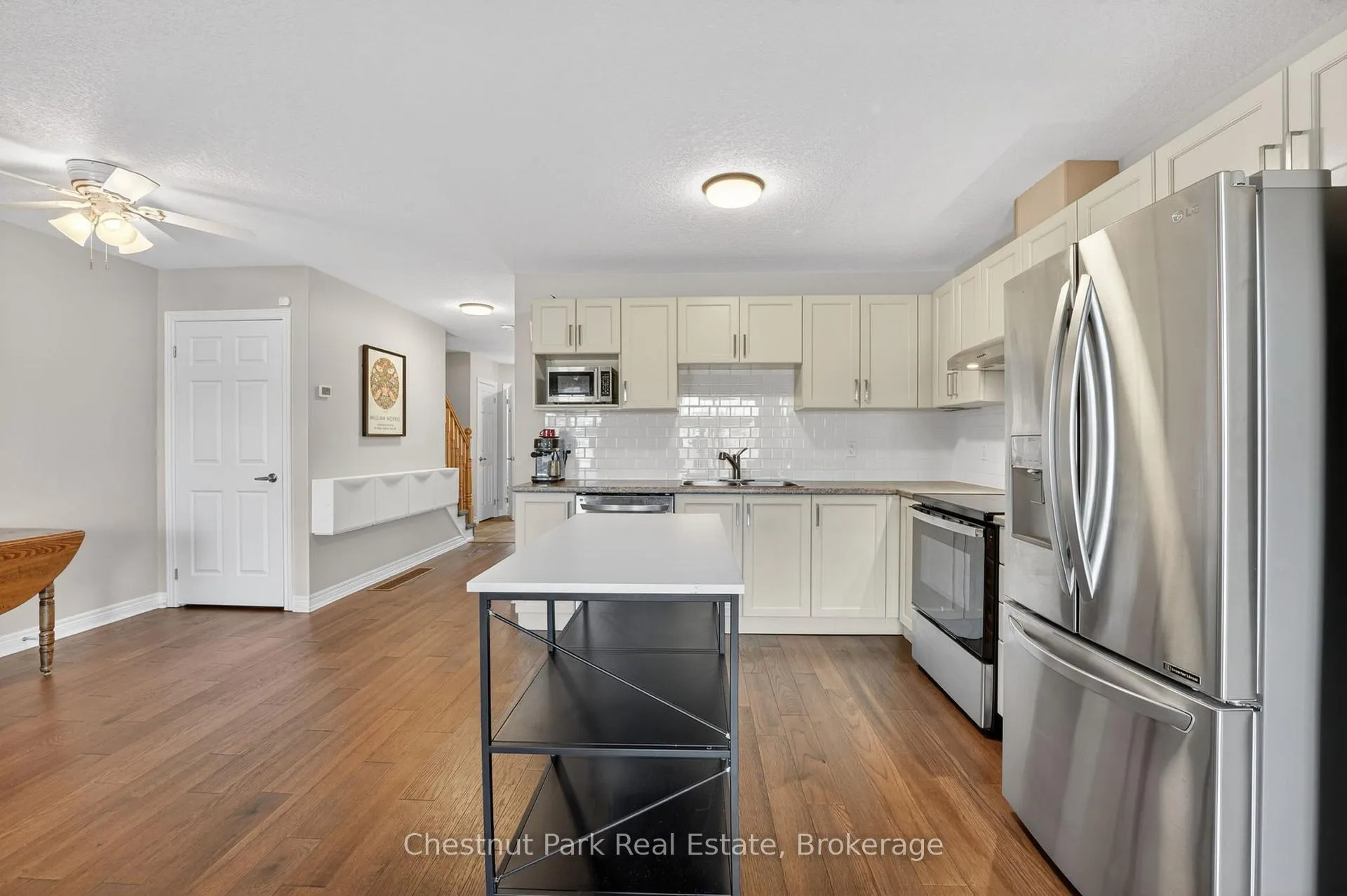 Photo 17 of 10 Archer Avenue, Collingwood — HOMEH