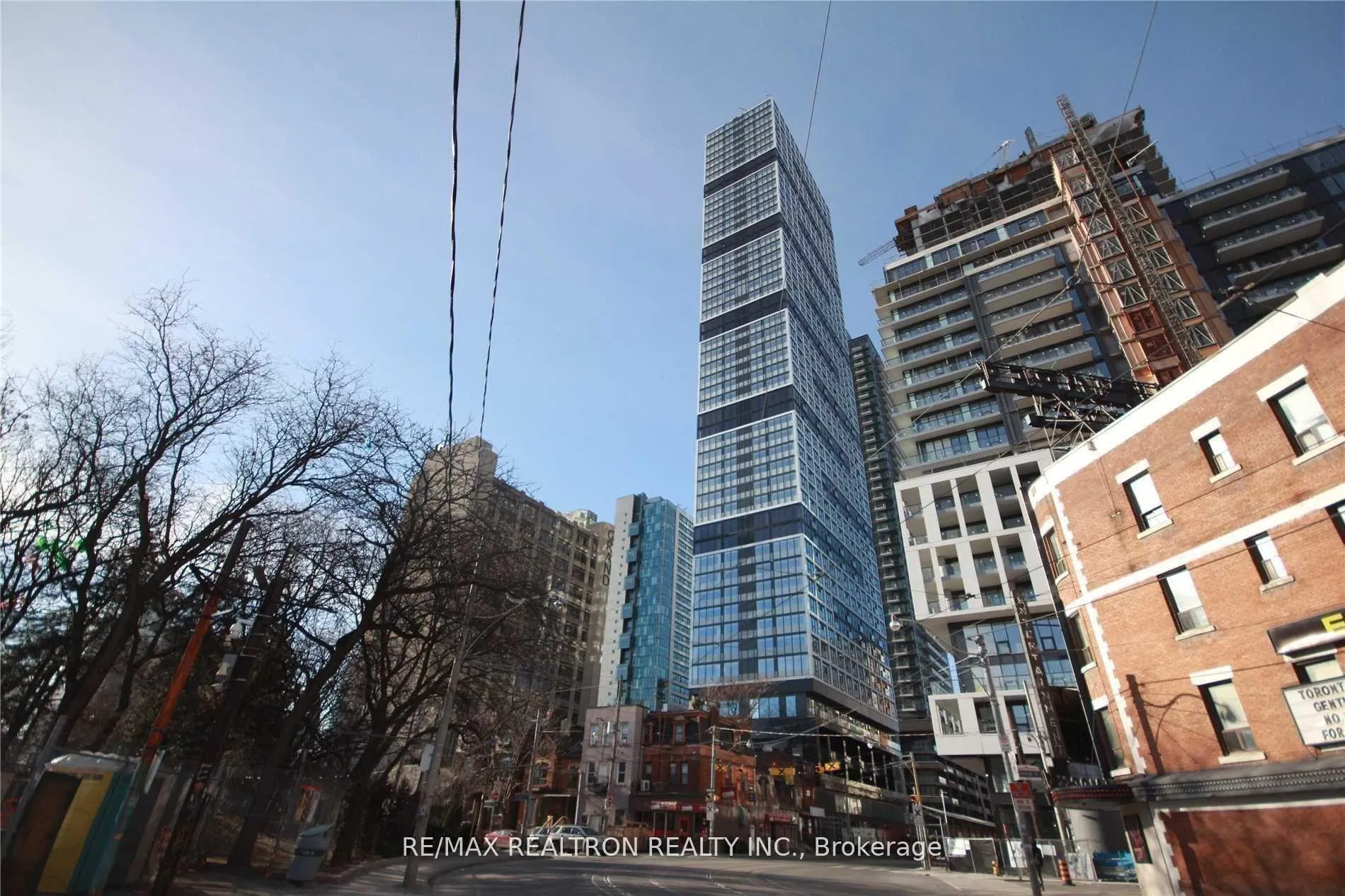Front of Unit 2507, 181 Dundas Street E