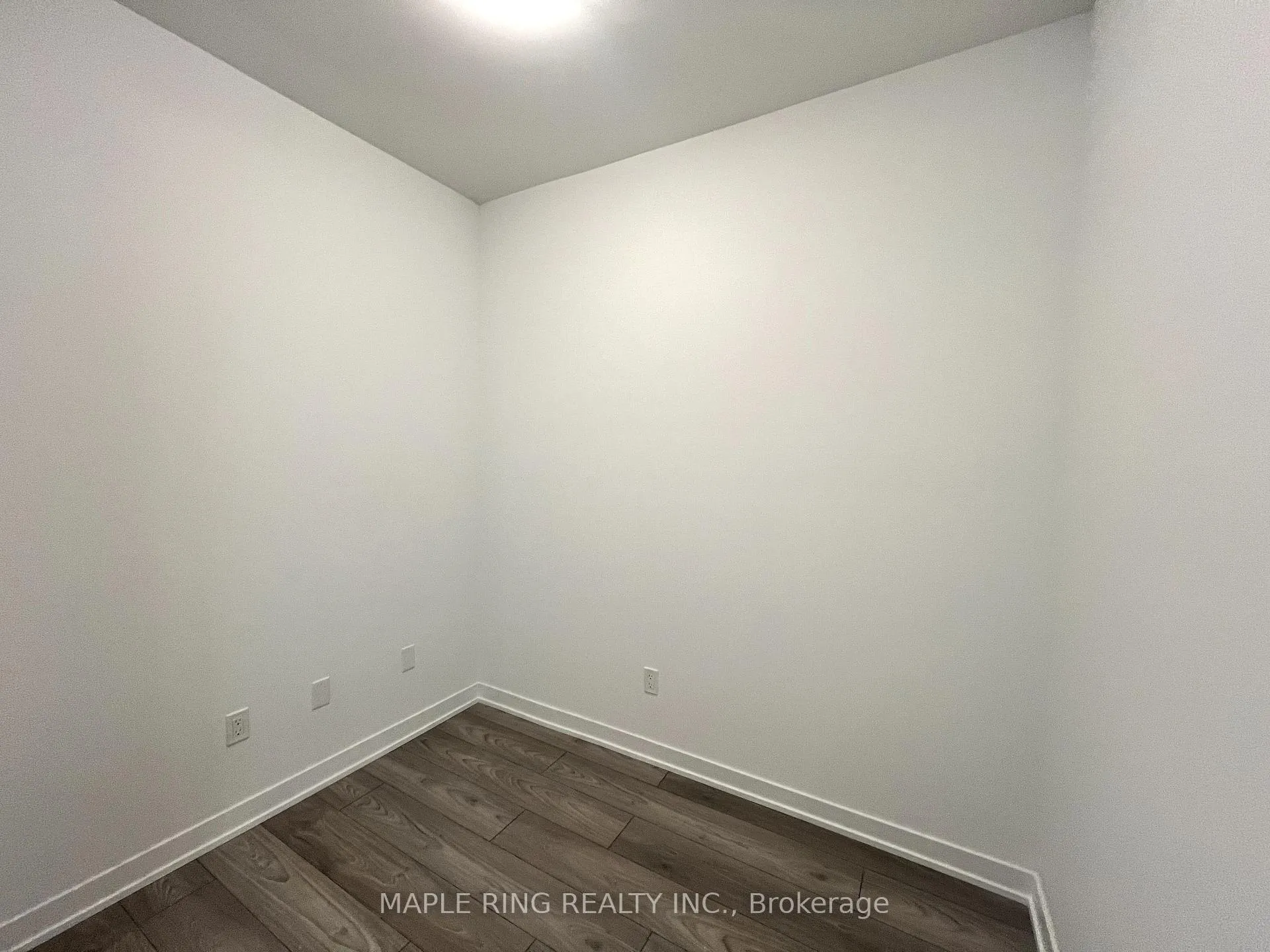 Photo 2 of Unit 1722, 498 Caldari Road, Vaughan, Concord — HOMEH