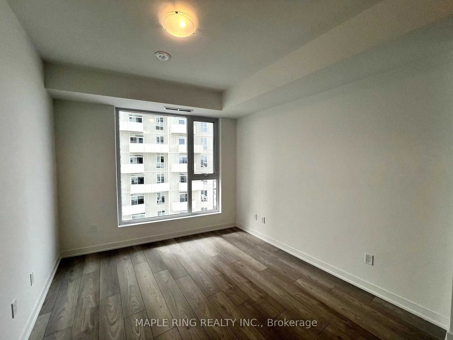 Photo 3 of Unit 1722, 498 Caldari Road, Vaughan, Concord — HOMEH