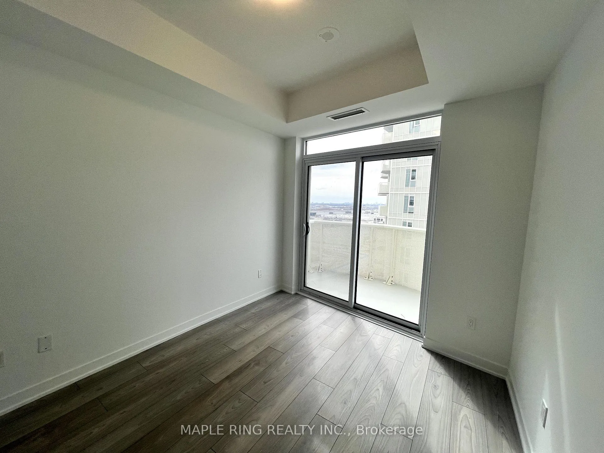 Photo 5 of Unit 1722, 498 Caldari Road, Vaughan, Concord — HOMEH