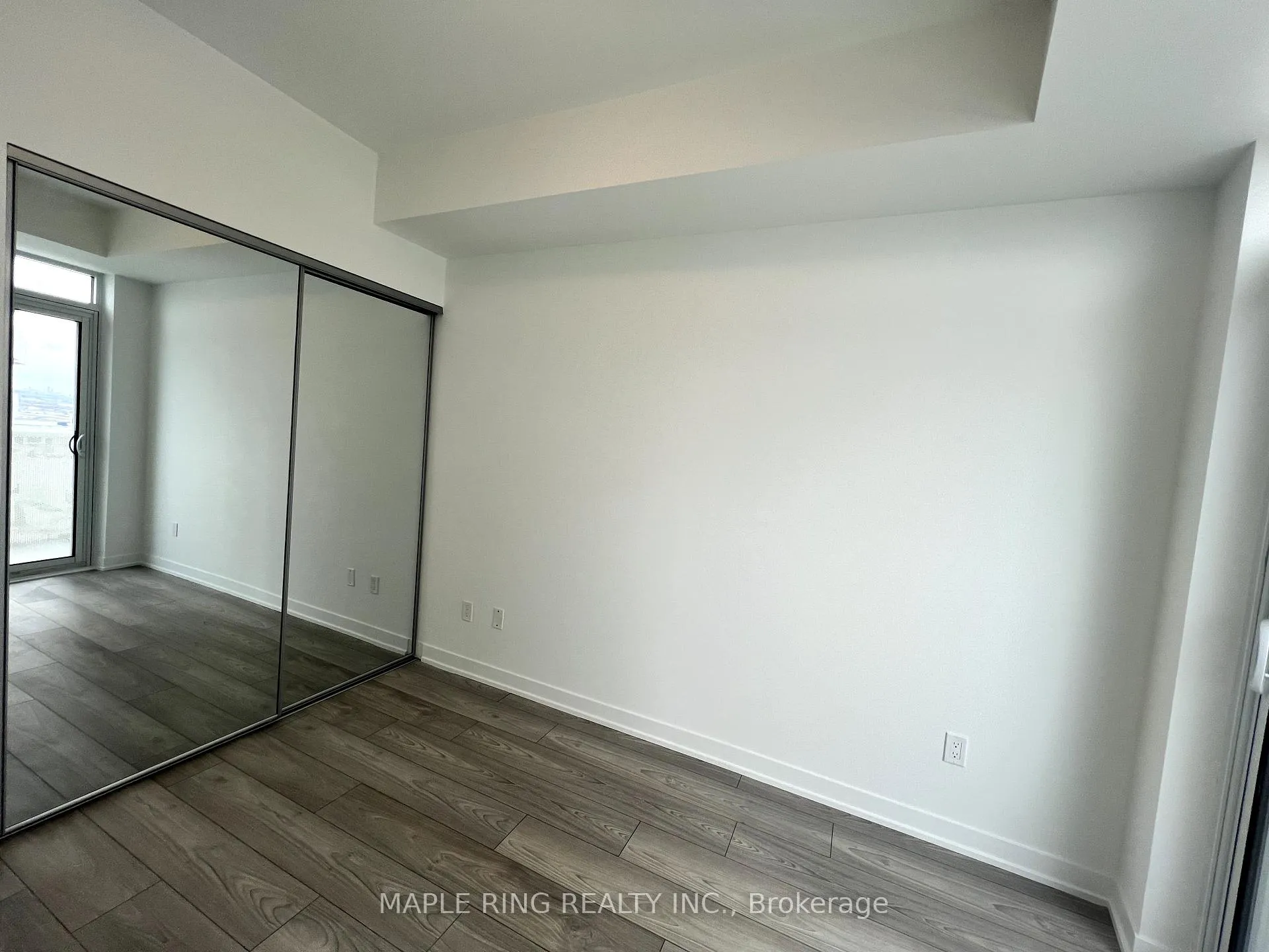 Photo 8 of Unit 1722, 498 Caldari Road, Vaughan, Concord — HOMEH