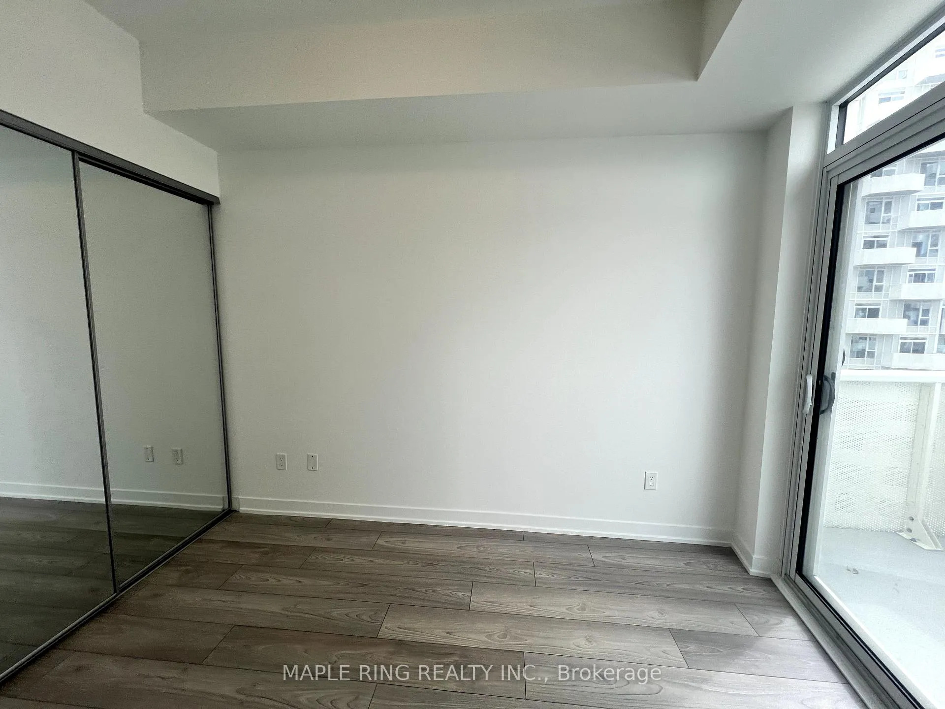 Photo 9 of Unit 1722, 498 Caldari Road, Vaughan, Concord — HOMEH