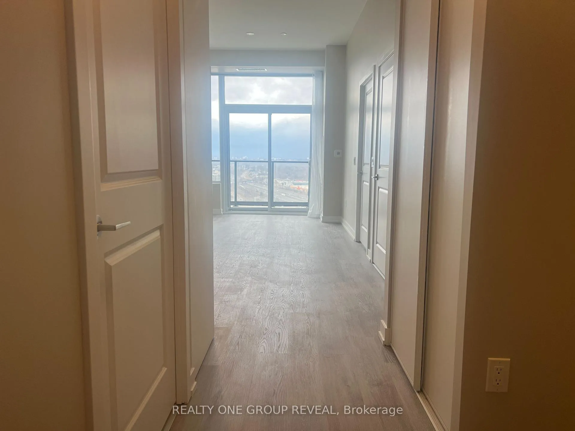 Photo 6 of Unit 3107, 1435 Celebration Drive, Pickering, Bay Ridges — HOMEH