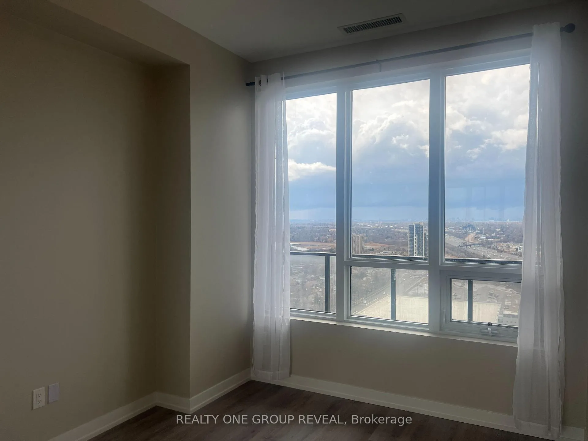 Photo 18 of Unit 3107, 1435 Celebration Drive, Pickering, Bay Ridges — HOMEH