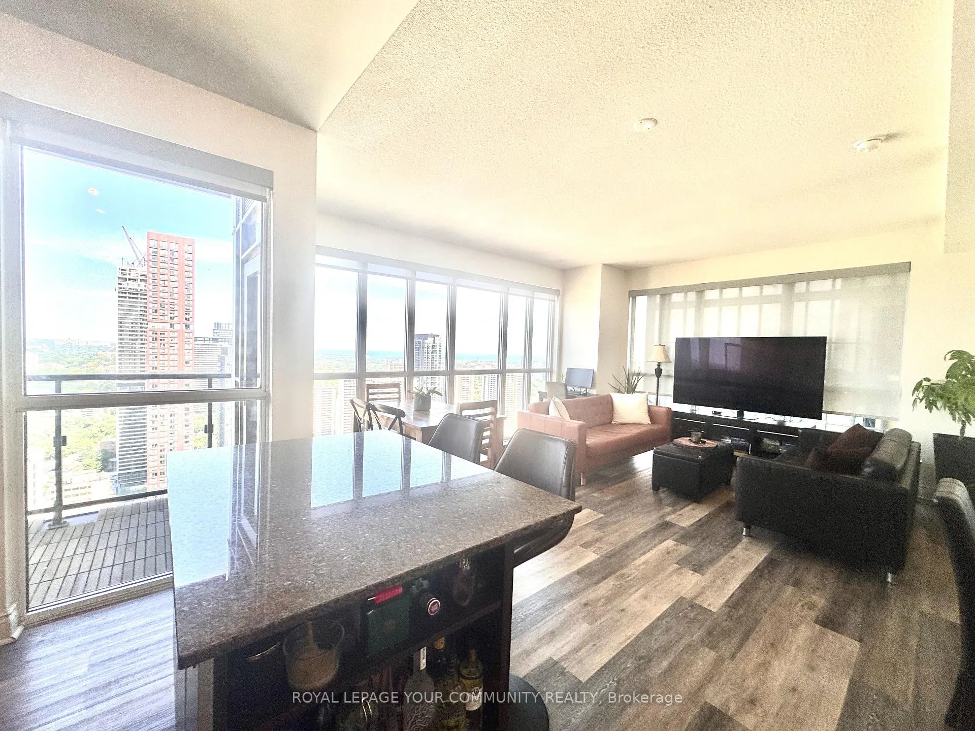 Photo 6 of Unit 3902, 28 Ted Rogers Way, Toronto, Church-Yonge Corridor — HOMEH